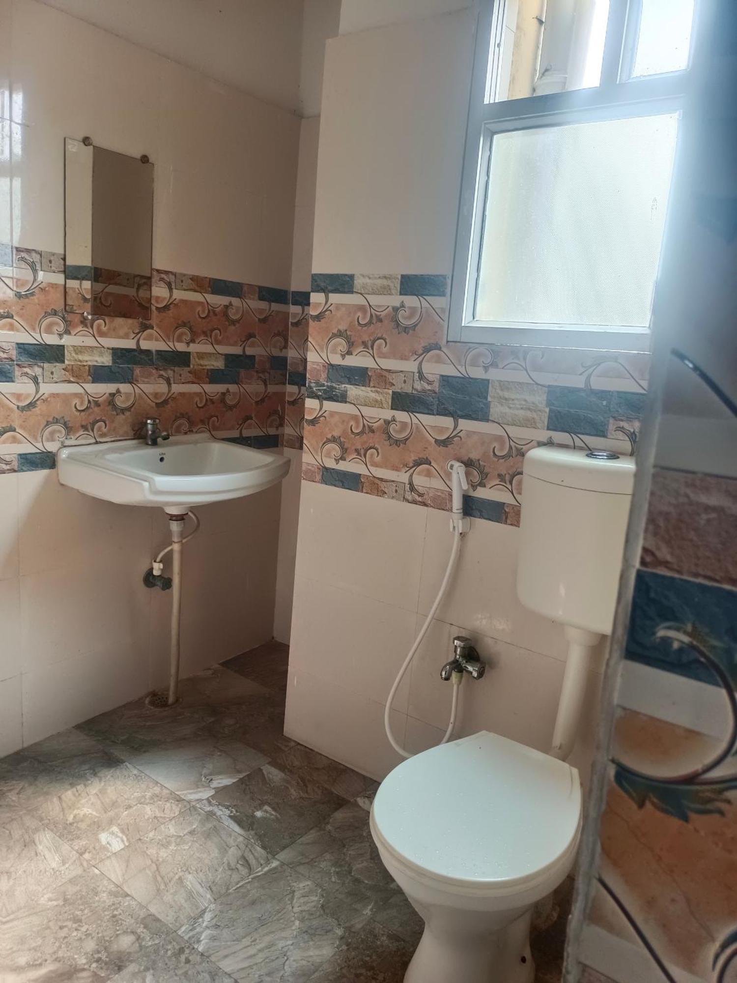 Hotel Sunaina International Гая Стая снимка